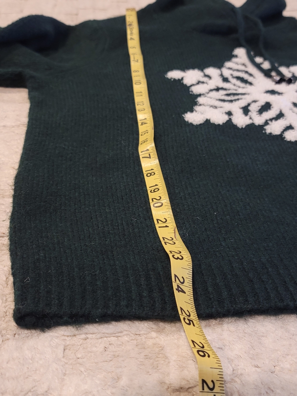 CUPCAKES and CASHMERE Snowflake Graphic Hooded Sweater Green Cozy Women's XL - Picture 6 of 7